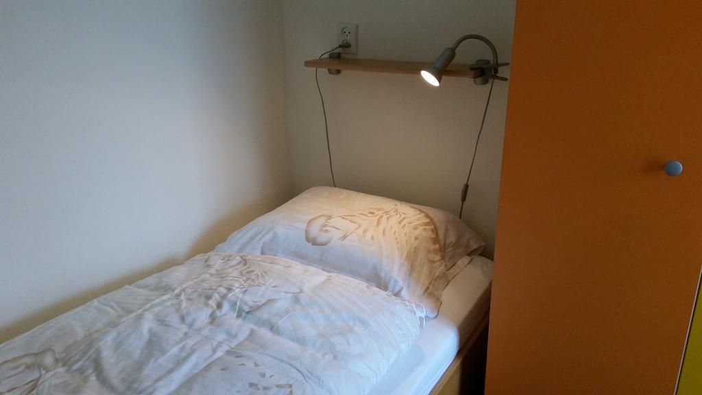 Schelp Bed By The Sea * Westkapelle